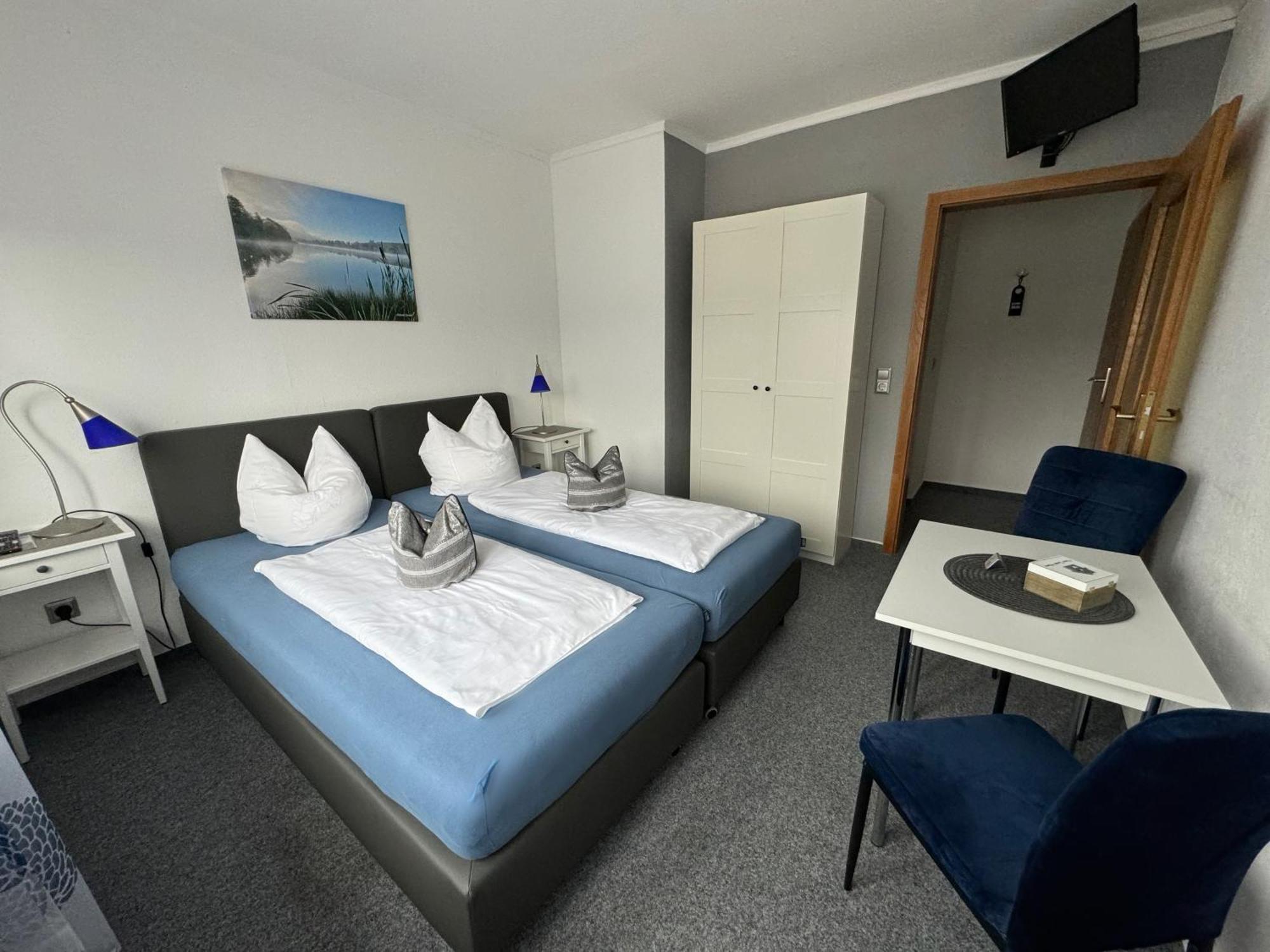 Fruehstueckspension Zur Krone Bad Endbach ภายนอก รูปภาพ